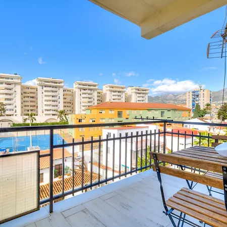 Beautiful 2 Bedroom In Boliches 푸엔히롤라