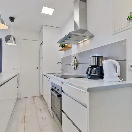 아파트 Beautiful 2 Bedroom In Boliches
