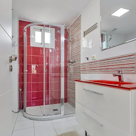 Beautiful 2 Bedroom In Boliches * 푸엔히롤라